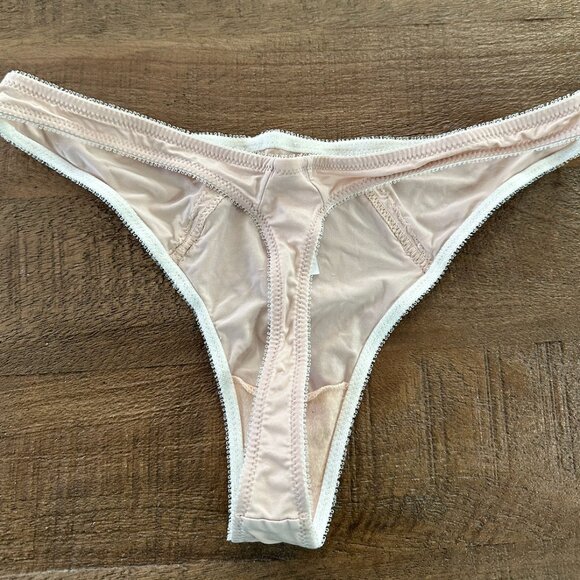 NWOT Gilligan & O'Malley Pink Thong Underwear - Picture 2 of 3